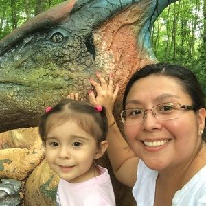 Meet your Posher, Angie